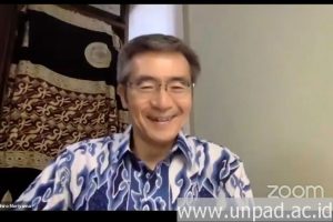Webinar di Unpad, Prof. Mikihiro Moriyama: Bangga pada Diri Sendiri Itu Penting