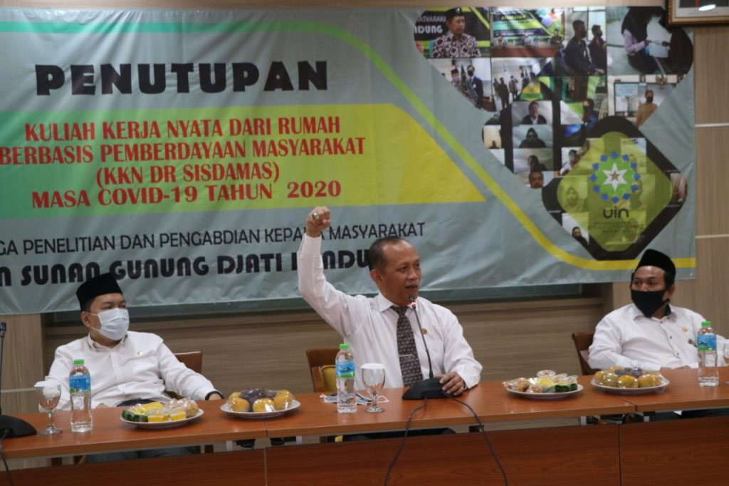 Rektor UIN Bandung Tutup KKN DR Sisdamas secara Virtual