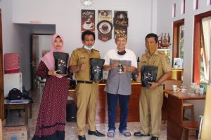 Wabup Ciamis Kunjungi Kedai Kopi Ki Oyo, Apresiasi Kreasi Warga yang Kembangkan Potensi Lokal